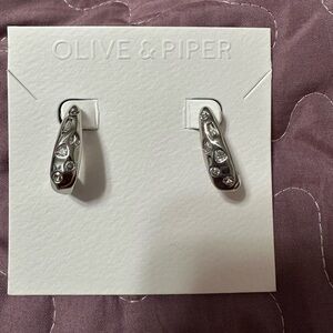 Olive & Piper Ren Earrings NWT Curved Silver Half Hoops With CZs Titanium Posts